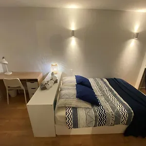 T2 Lumineux Centre Proche Métro, Parking Gratuit,1 Chambre, 1 Grande Pièce à Vivre Toulouse