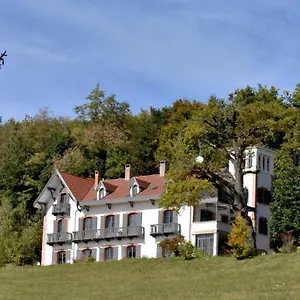 le-domaine-de-dony.hotels-rhonealpes.com/
