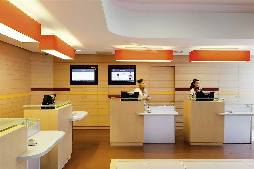 Ibis Paris La Defense Esplanade Hotel Courbevoie