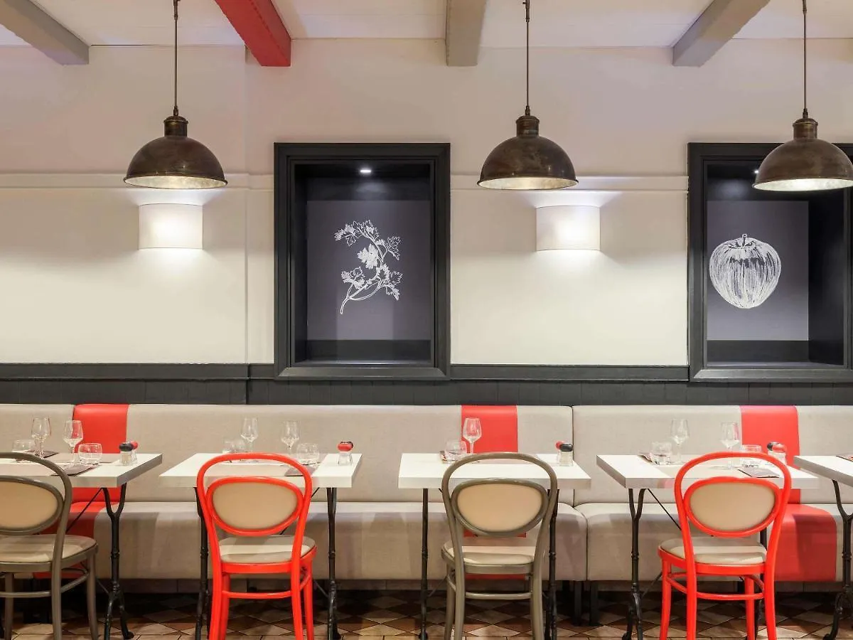 Hotel ibis Paris la Défense Esplanade Courbevoie