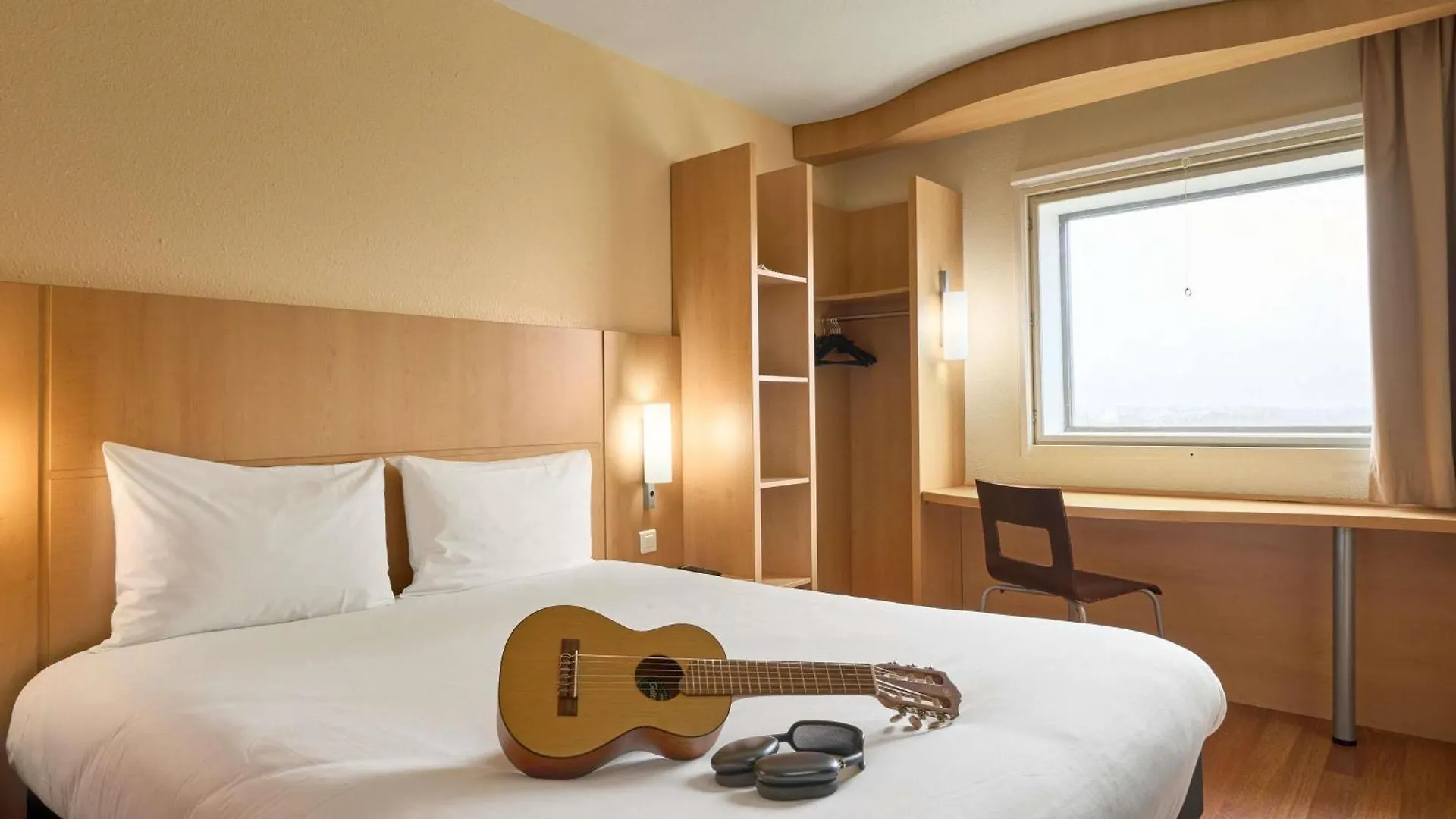 Ibis Paris La Defense Esplanade Hotel Courbevoie