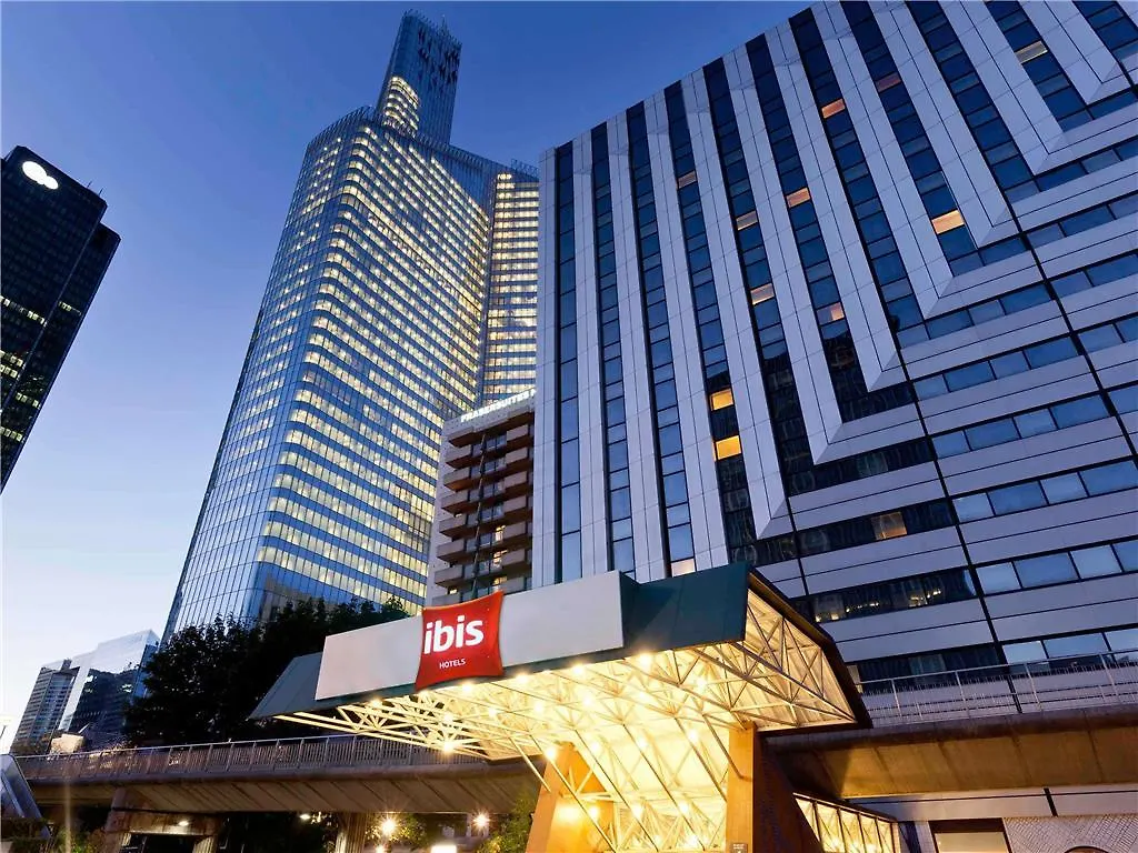 Ibis Paris La Defense Esplanade Hotel Courbevoie