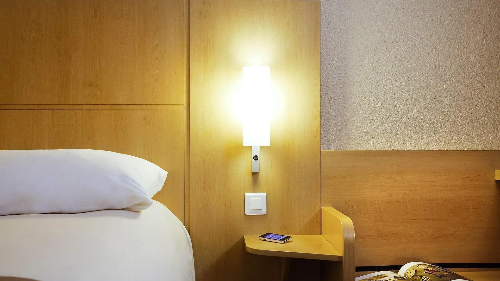 Hotel ibis Paris la Défense Esplanade Courbevoie