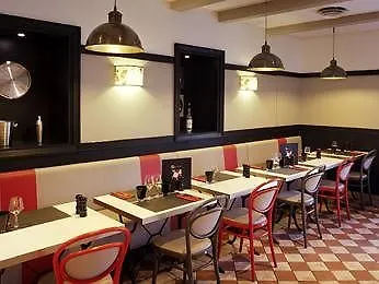 Ibis Paris La Defense Esplanade Hotel Courbevoie